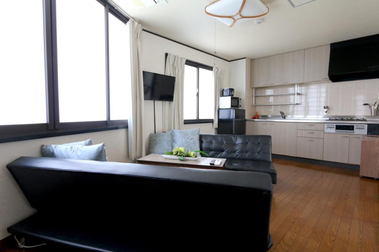 Liz3 Guest House Liz Nakazakicho Osaka Exterior photo